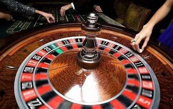 Real dealer streaming live baccarat and roulette on CK1971 for Bangladesh users